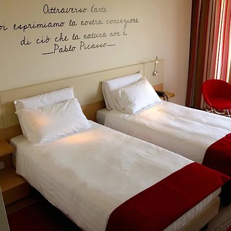 Unahotels Le Terrazze Treviso Hotel&residence 4*