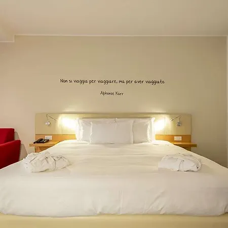Le Terrazze Treviso & ホテル 4*