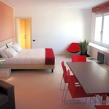 ホテル Le Terrazze Treviso & 4*